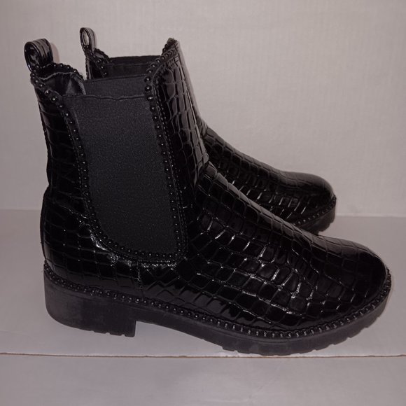 NO DOUBT PATENT LEATHER CROC PRINT BOOTS & HANDBAG - Picture 4 of 12